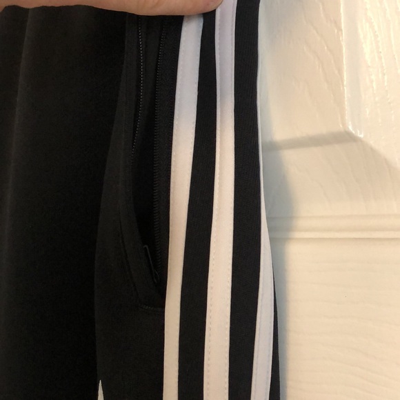 Mens Black with 3 Stripes Adidas Superstar Joggers (Size Small) - Picture 3 of 5